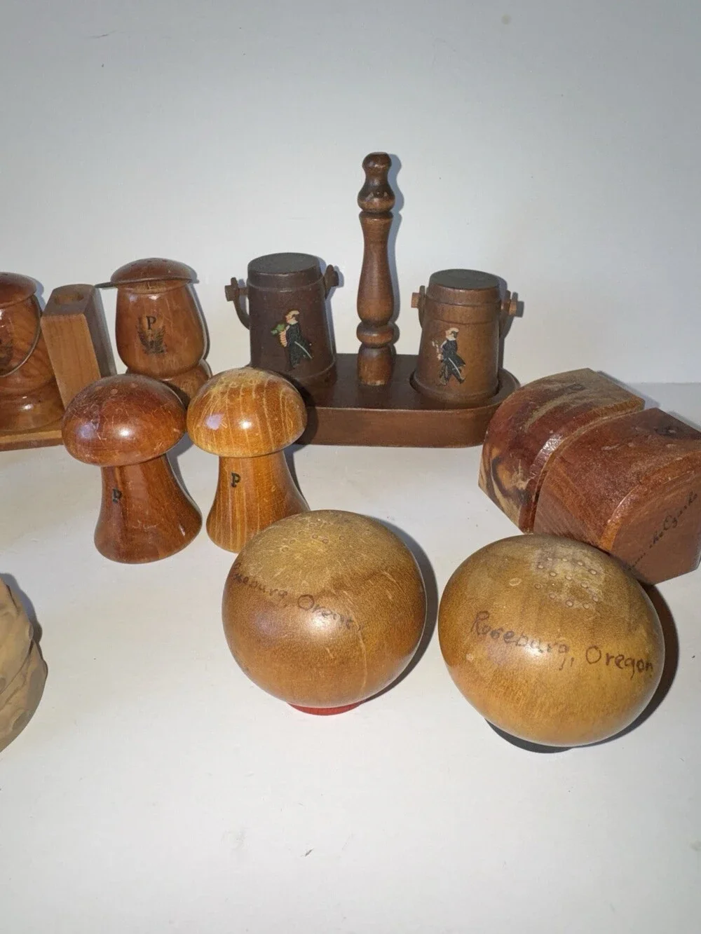 Vintage Wooden Salt Pepper Shakers Souvenir Oregon Novelty Mixed Lot